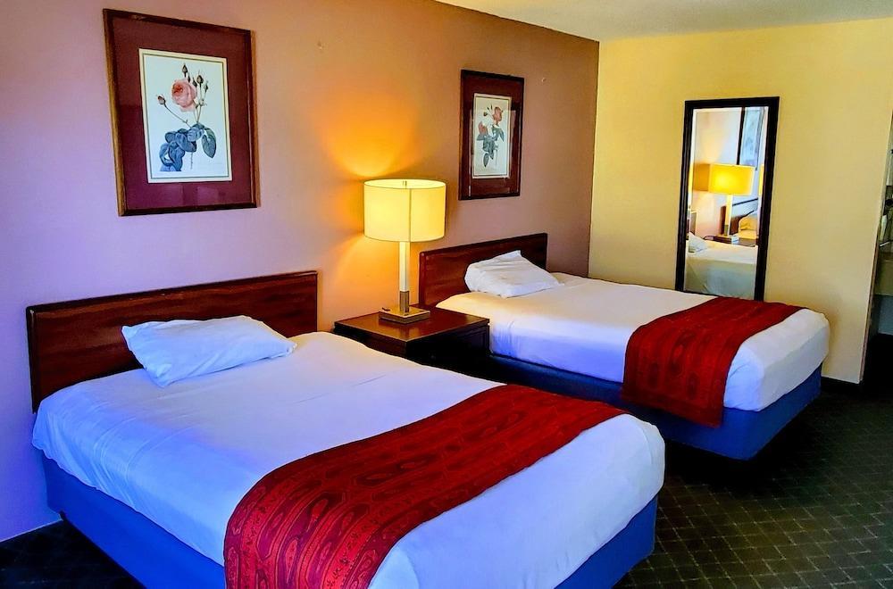 Red Roof Inn & Suites Thomasville Exterior foto